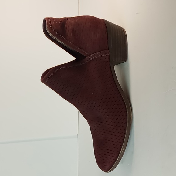 Lucky Brand Baley Booties - Picture 4 of 8